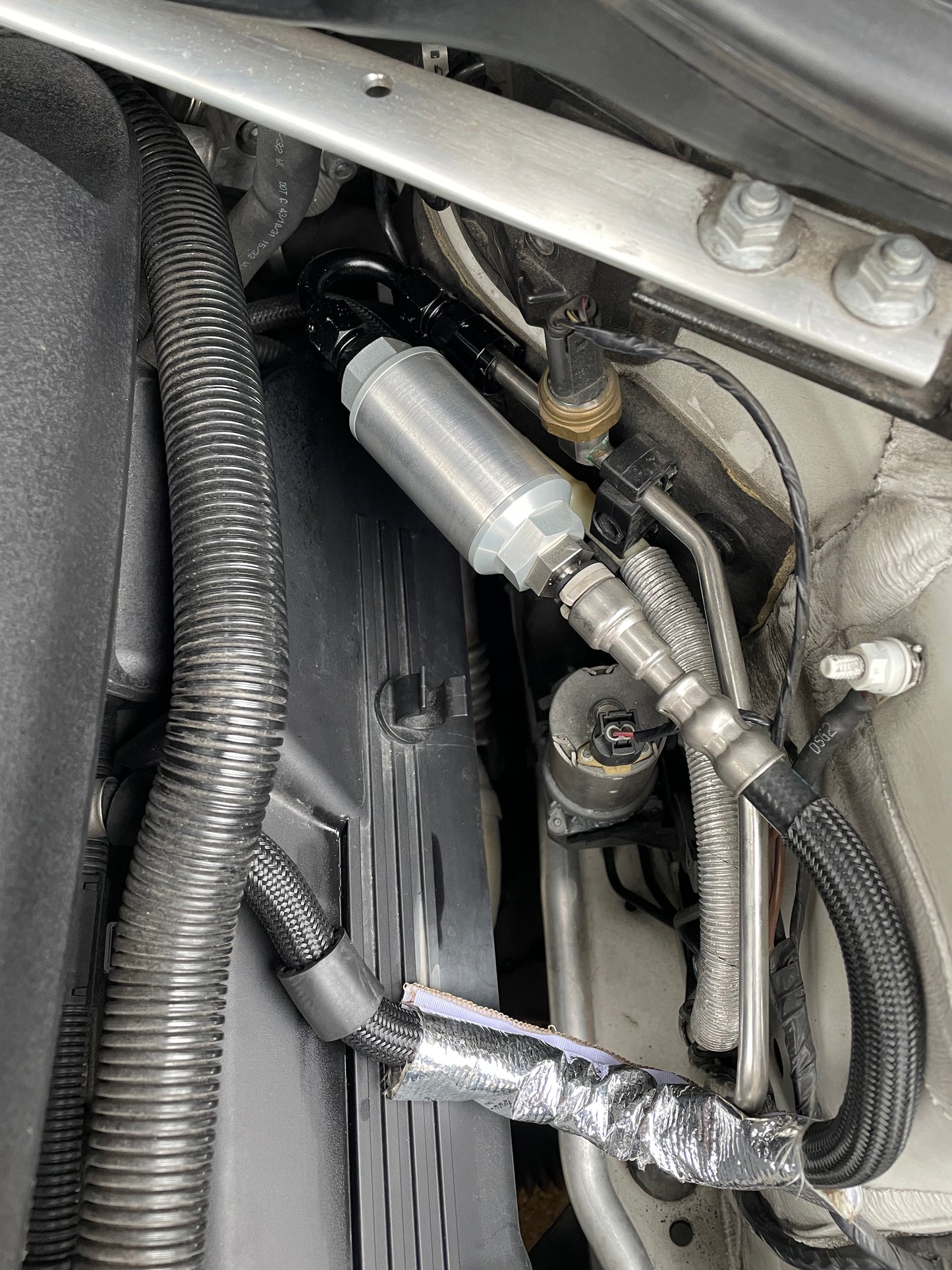 BMW E9x M3 Fuel Filter Kit